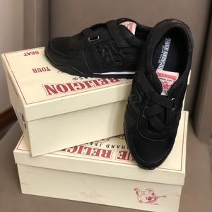 Tru Religion “Spencer” Sneakers